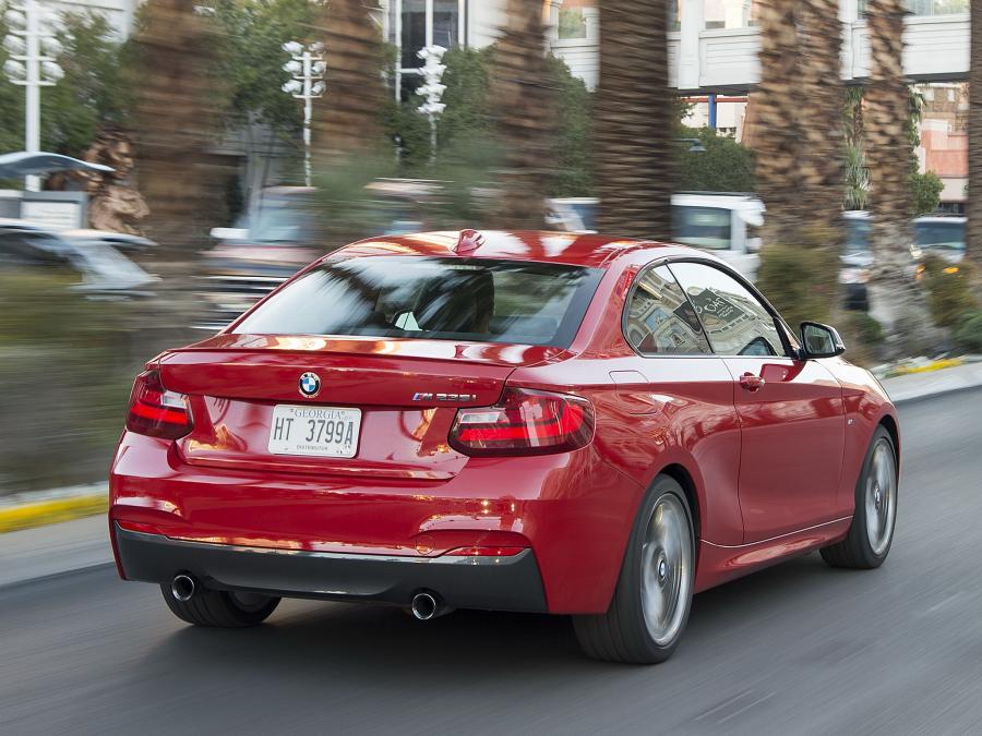  BMW M235i Coupe 2014 года  (US) (фото 14 из 30)